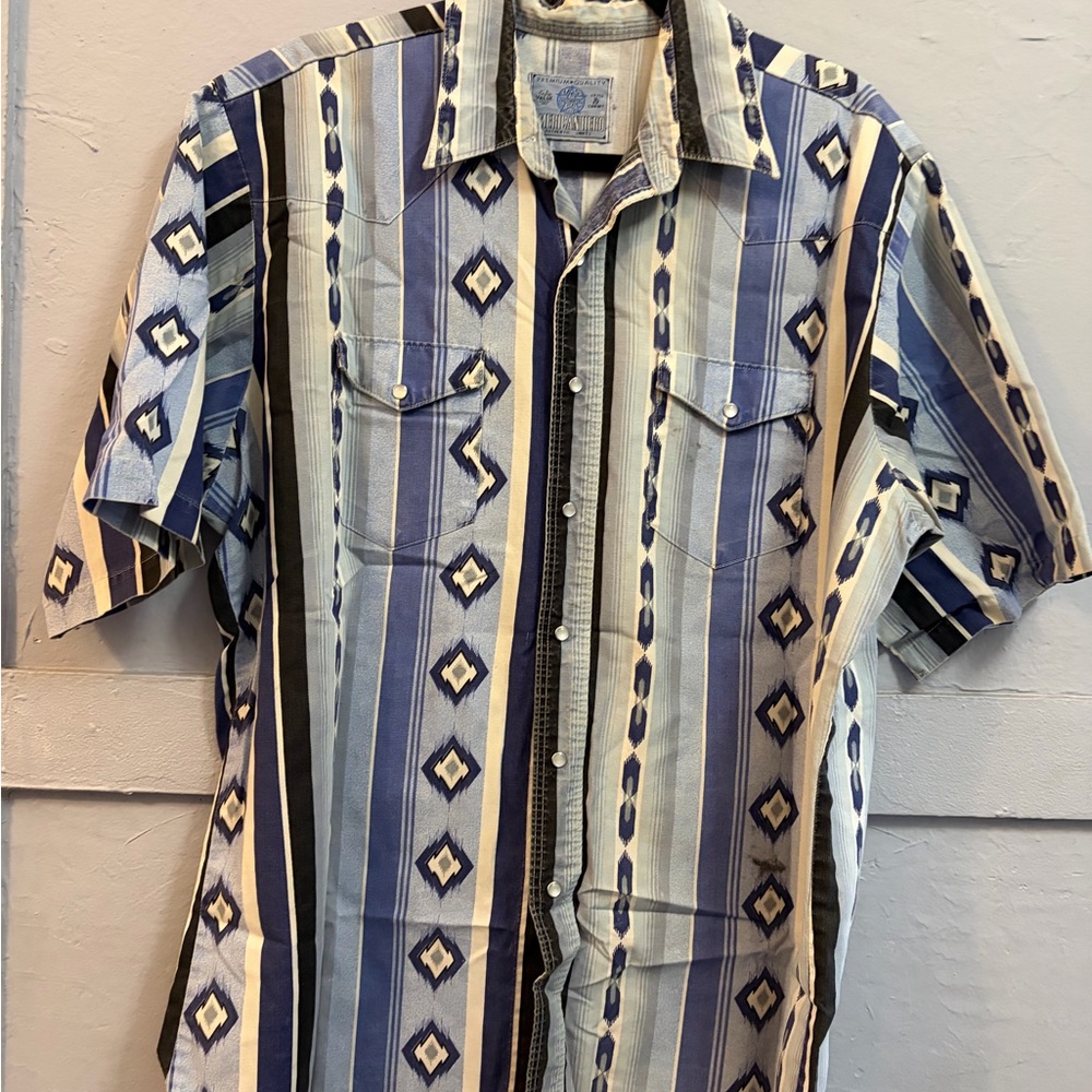 Men's Striped Casual Button Down Shirt
